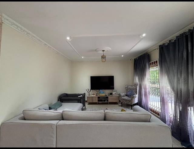 3 BEDROOM HOUSE FOR SALE IN WESTVILLE